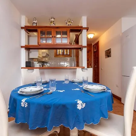 Park Santiago Iii 200 - Two Bed Overlooking And Ocean Apartment Playa de las Americas (Tenerife)